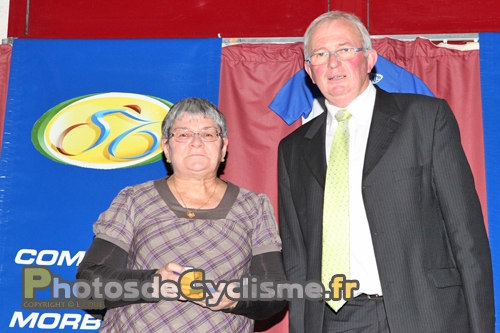 AGCD562010 (66)